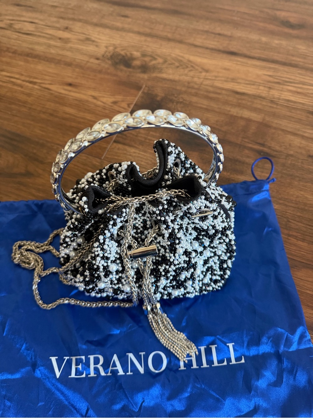 Lorrie Tassel Handbag bucket bag - Picture 8 of 9